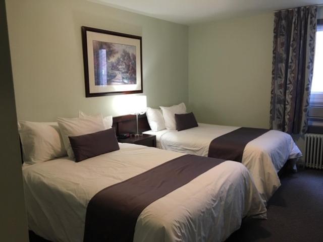 Auberge Centre Ville Chicoutimi Exteriér fotografie