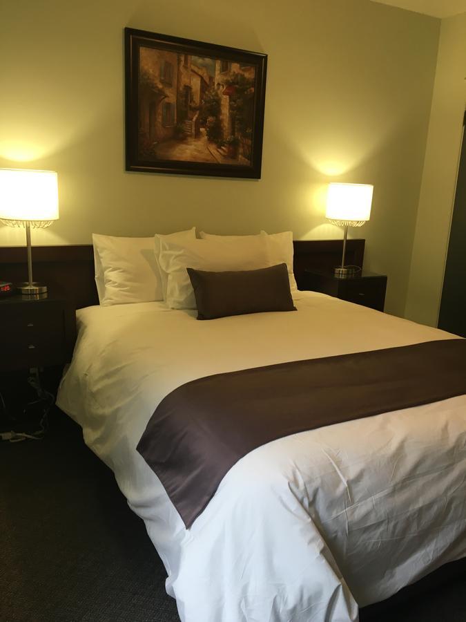 Auberge Centre Ville Chicoutimi Exteriér fotografie