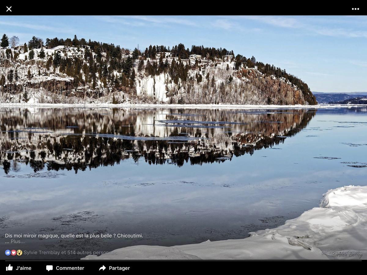 Auberge Centre Ville Chicoutimi Exteriér fotografie